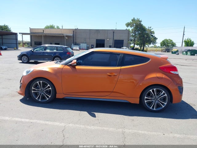 Hyundai VELOSTER Turbo