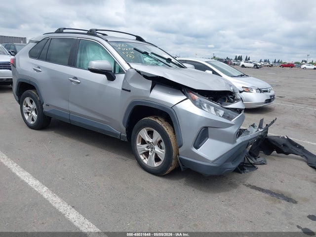Salvage Toyota RAV4 Image