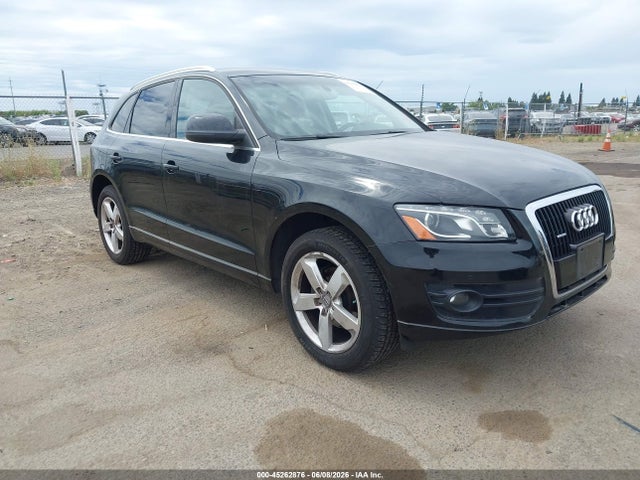 Salvage Audi Q5 Image