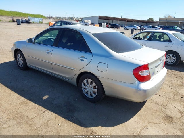 Toyota Camry Le