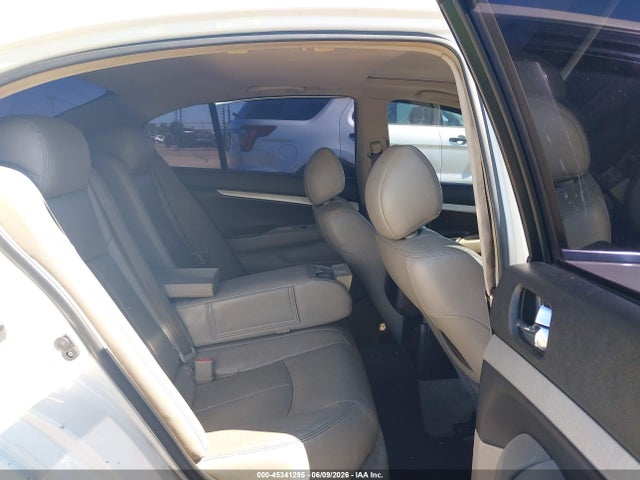 INFINITI G37 Journey