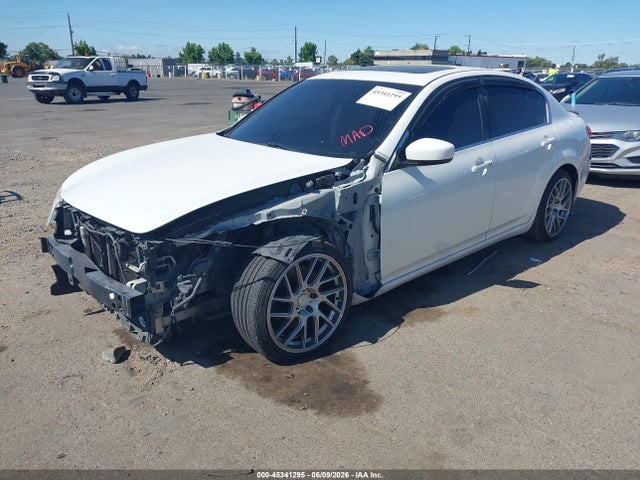 INFINITI G37 Journey