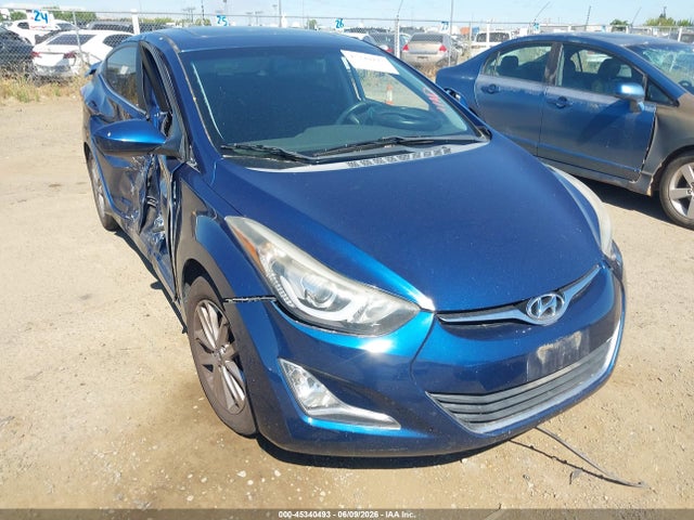 Salvage Hyundai ELANTRA Image