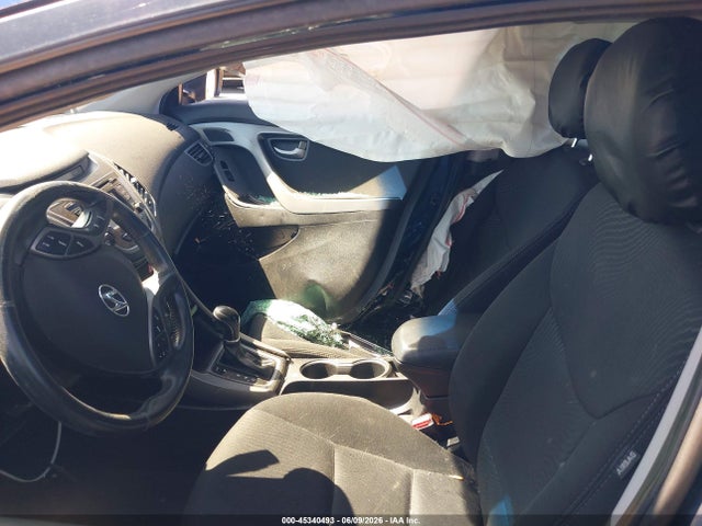 Hyundai ELANTRA Se