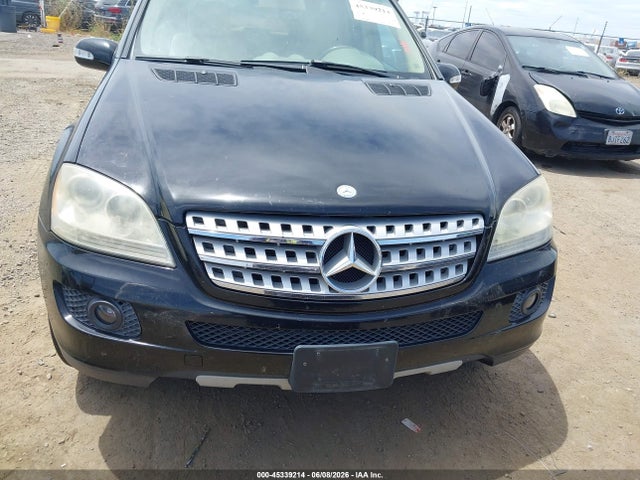 Mercedes-Benz M-Class 4matic