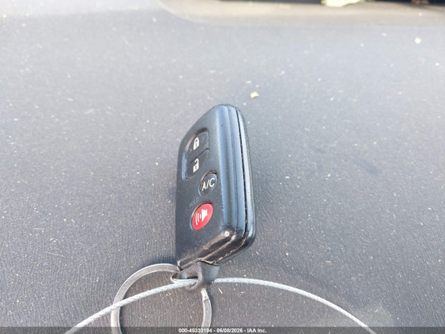 Toyota Prius Iv