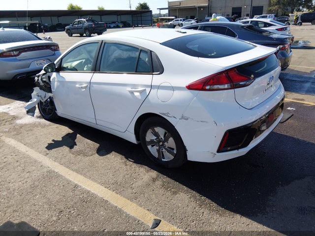 Hyundai Ioniq Blue