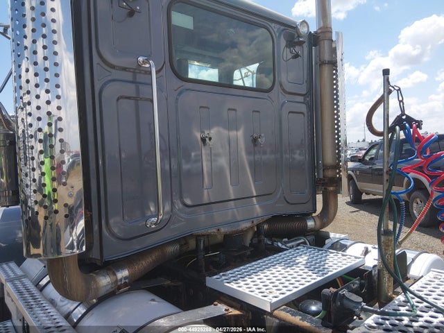 Western Star Auto Car Conventional 4900ex