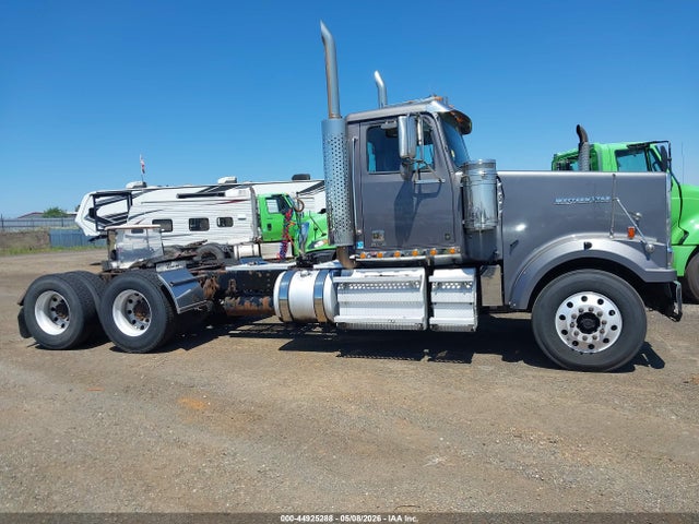 Western Star Auto Car Conventional 4900ex