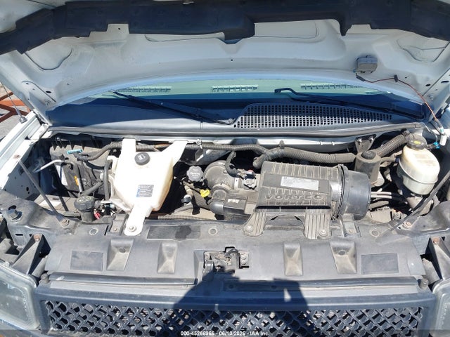 Chevrolet Express Lt