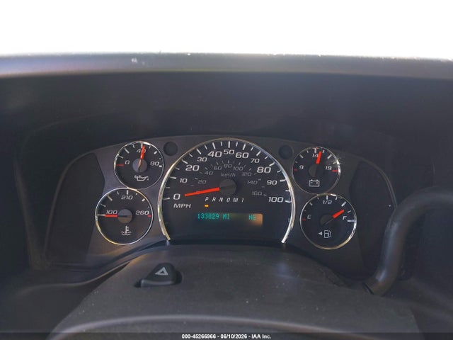 Chevrolet Express Lt