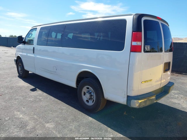 Chevrolet Express Lt