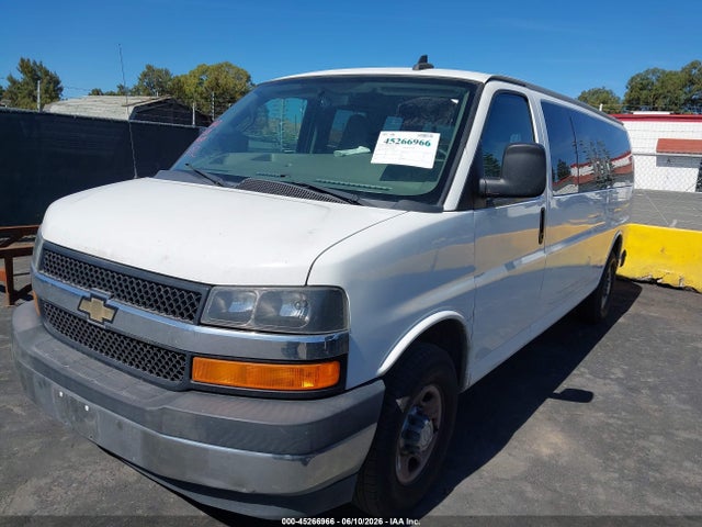 Chevrolet Express Lt