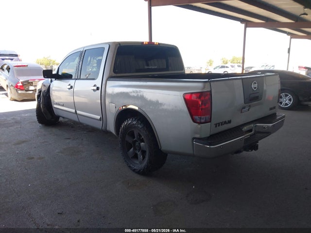 Nissan Titan Se