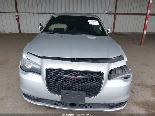 Chrysler 300 S