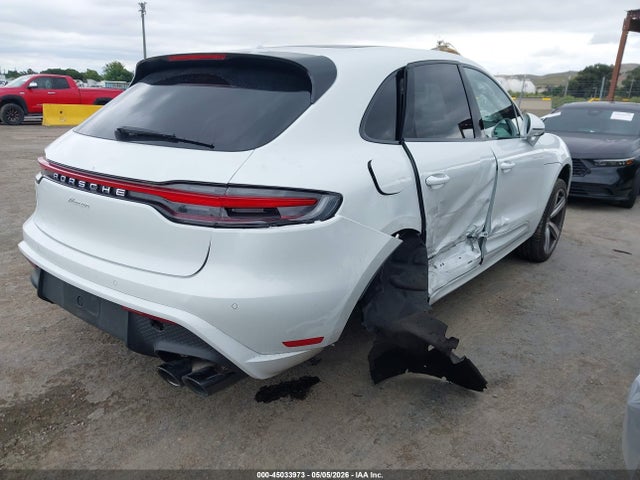 Porsche Macan T
