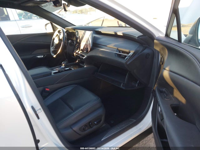 Lexus RX Premium Plus