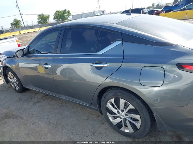 Nissan Altima S Fwd