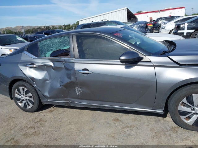 Nissan Altima S Fwd