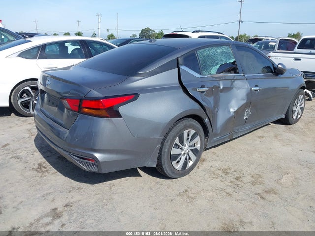 Nissan Altima S Fwd