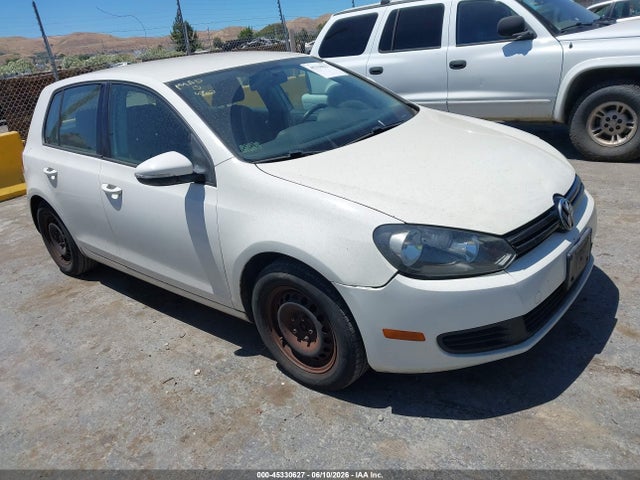Salvage Volkswagen Golf Image