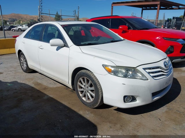 Salvage Toyota Camry Image