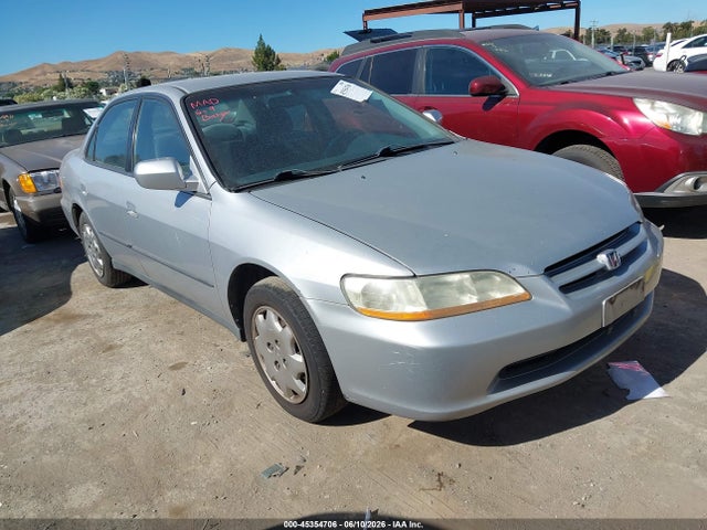 Salvage Honda Accord Image
