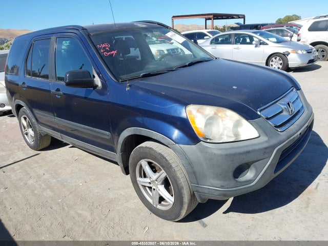 Salvage Honda CR-V Image