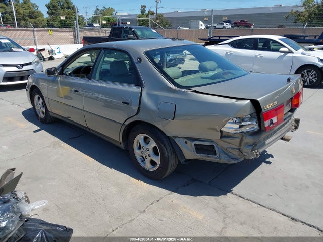 Lexus Es