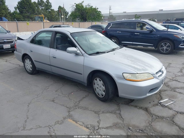 Salvage Honda Accord Image