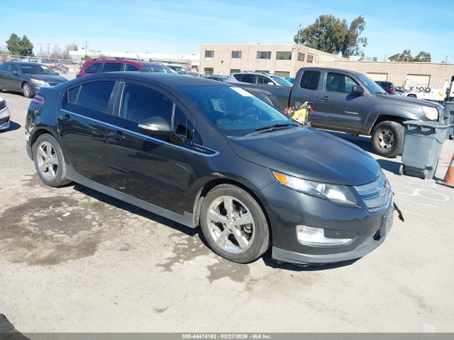 Salvage Chevrolet Volt Image