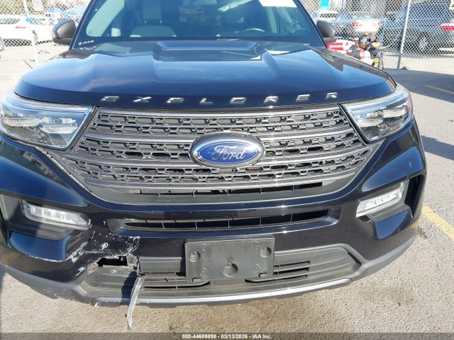 Ford Explorer Xlt