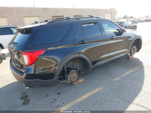 Ford Explorer Xlt