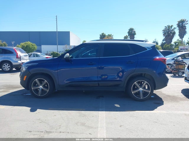 Kia Seltos S