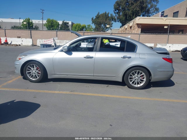 Hyundai Genesis 3.8