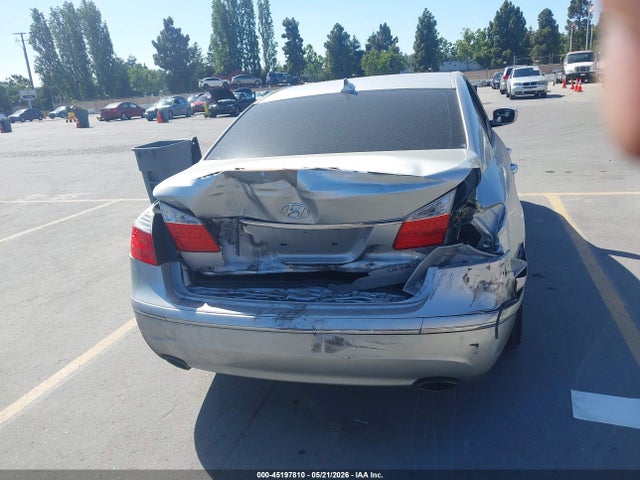 Hyundai Genesis 3.8