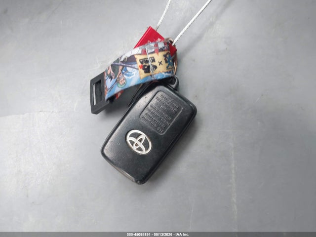 Toyota Prius Three Se