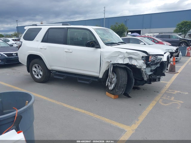 Salvage Toyota 4Runner Image