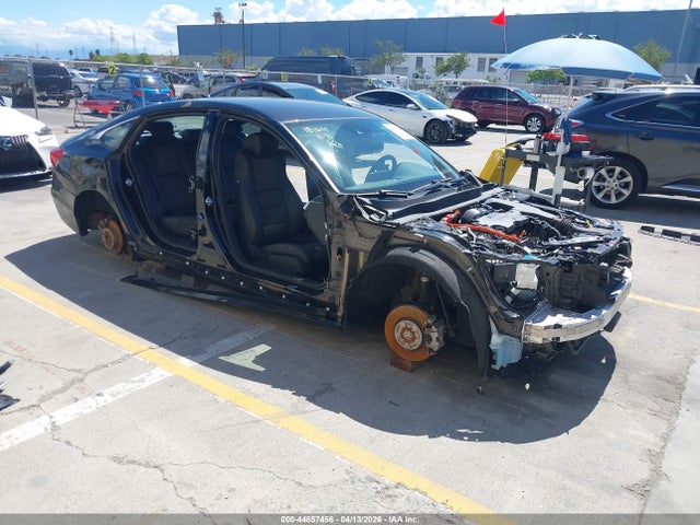 Salvage Honda Accord Image