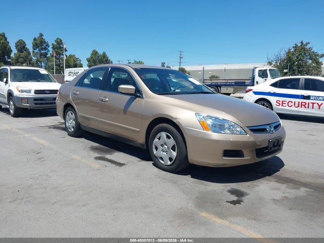 Salvage Honda Accord Image