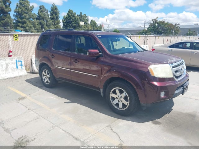 Salvage Honda Pilot Image
