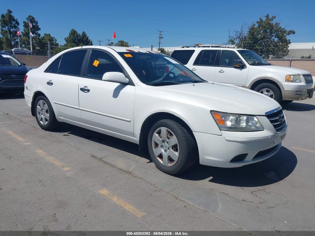 Salvage Hyundai SONATA Image