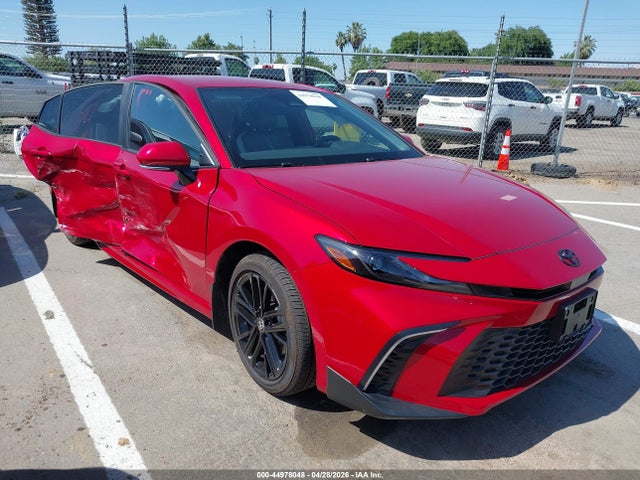 Salvage Toyota Camry Image