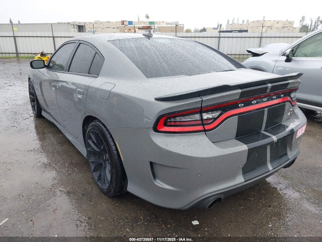 Dodge Charger Scat Pack Rwd