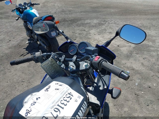 Yamaha Fzs10