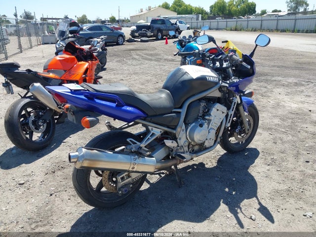 Yamaha Fzs10