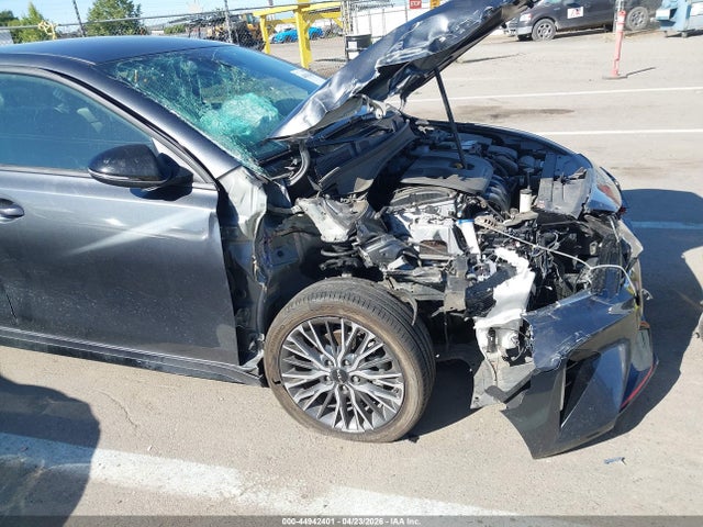 Kia Forte Gt-line