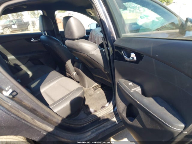 Kia Forte Gt-line