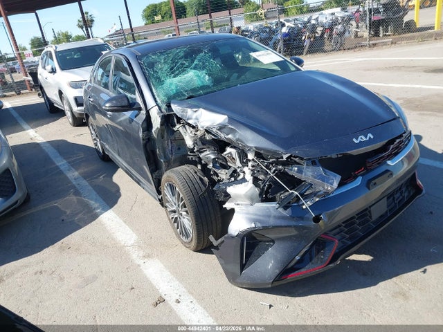 Salvage Kia Forte Image