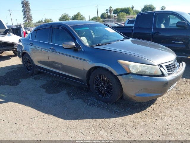 Salvage Honda Accord Image